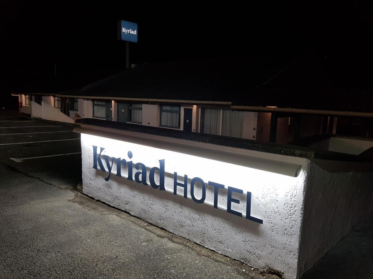 Kyriad Lyon Est - Saint Quentin Fallavier Εξωτερικό φωτογραφία